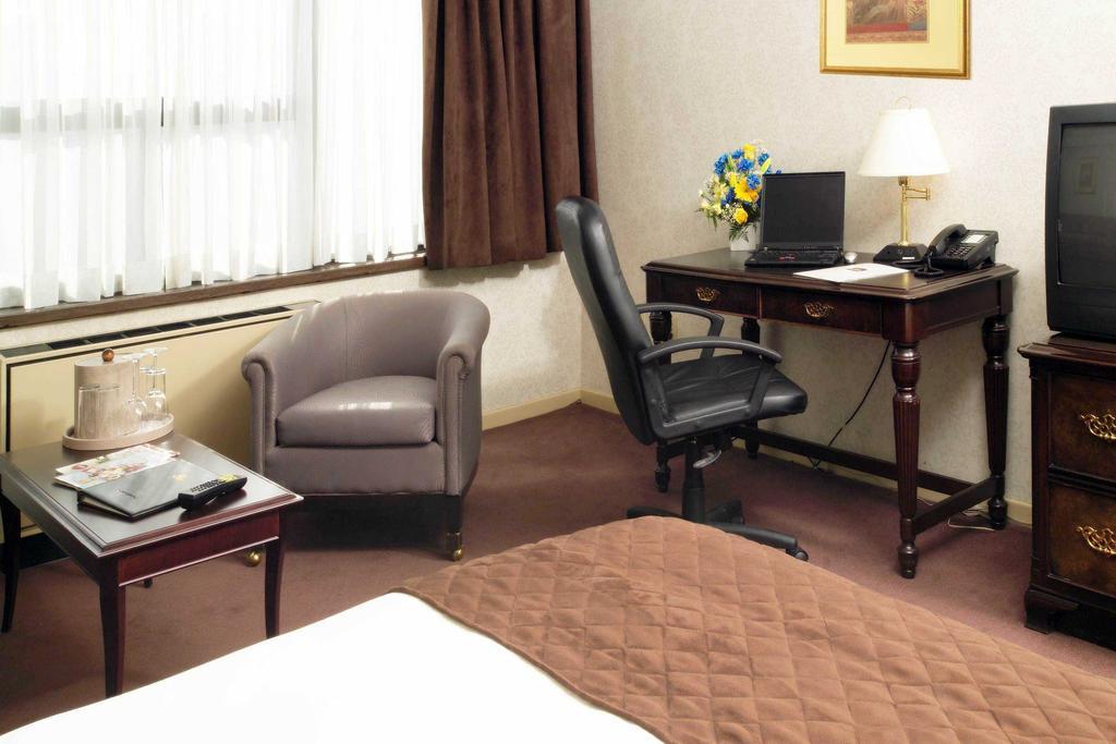 Best Western Primrose Hotel Downtown Toronto Szoba fotó