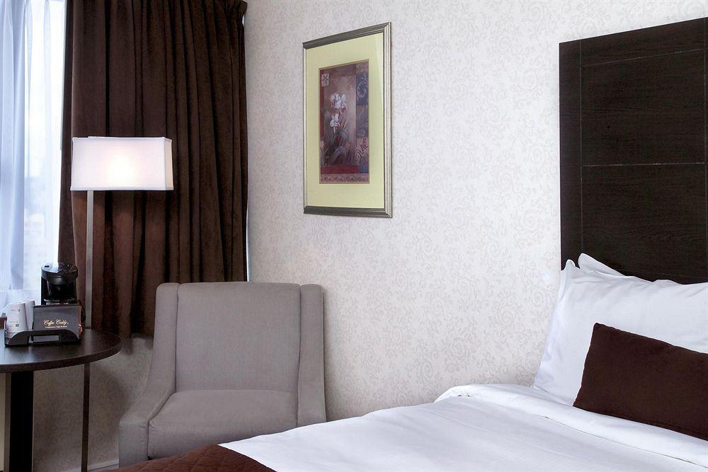 Best Western Primrose Hotel Downtown Toronto Szoba fotó