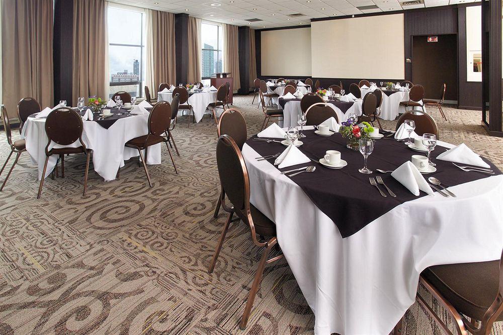 Best Western Primrose Hotel Downtown Toronto Étterem fotó